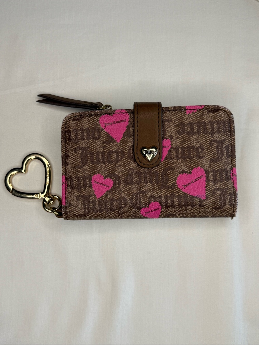 Like New Juicy Couture “Follow Your Heart”Card Wallet